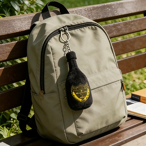 Meilleures ventes : Porte-clés poupée en peluche souple en forme de bouteille de champagne - Pendentif de sac créatif en peluche, en gros - Product Image 1