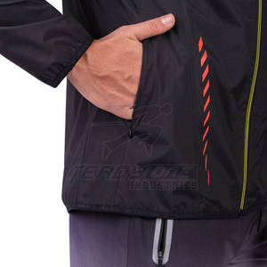 Chaqueta de entrenamiento con forma atlética para hombre, cremallera completa de invierno con área segura en el pecho y cintura abierta, pistas inspiradas, diseño transpirable - Product Image 6