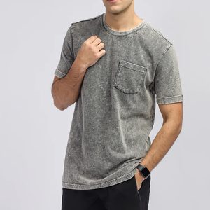 T-shirt délavé à l'acide pour hommes 100% coton Confortable de qualité professionnelle T-shirt délavé à l'acide pour hommes avec conception personnalisée - Product Image 1