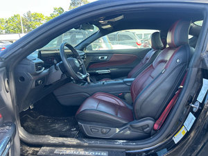 ฟอร์ด มัสแตง อีโคบูสท์ พรีเมียม ขับเคลื่อนล้อหลัง ปี 2024 มือสอง สภาพดี - Product Image 5