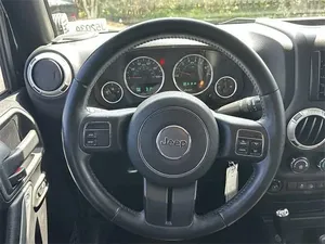 รถจี๊ป แรงเลอร์ อันลิมิเต็ด รูบิคอน ปี 2016 - Product Image 2