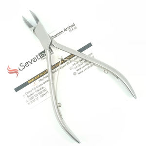 German Masters Cortador de uñas encarnadas de acero inoxidable 100% Herramienta de salón de uñas personalizable sin óxido Producto de Podología y Podología - Product Image 3