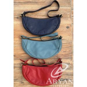 2024 nueva colección diseñador de tendencias bolso cruzado de cuero reciclado bolso de hombro de media luna de cuero colorido de moda para mujer - Product Image 1