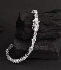 Pulsera DE TENIS VVS de moissanita de plata de ley 925, Diamantes de corte redondo, estilo moderno chapado en rodio para fiestas y bodas - Product Image 1