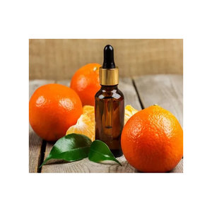 Suministro de fábrica Aceite de mandarina Aceite esencial de cáscara de naranja Fragancia pura Precio a granel Aceite de mandarina - Product Image 1