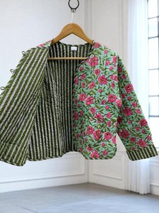 Veste courte matelassée en coton à imprimé floral Veste courte de style bohème Bomber Cord Veste pour femme au meilleur prix - Product Image 2