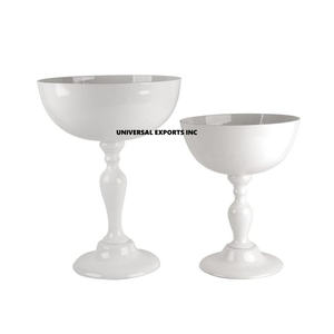 Juego de Dos Tazones para Chocolate con Recubrimiento de Polvo Blanco, Diseño de Pedestal, Hechos a Mano, Tazón para Dulces, Tamaño Personalizado, Nuevo y Elegante - Product Image 1