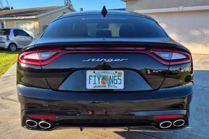 Kia Stinger GT1 2018 usado en buen estado - Product Image 2