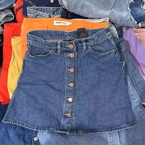 Mini-jupe en denim coréen vintage pour l'été Mini jupe à la mode - Product Image 1