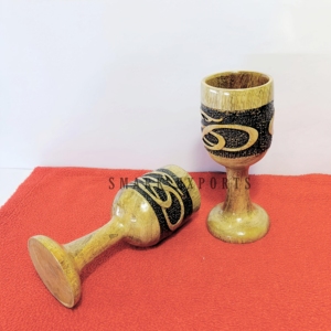 Copa de madera rústica de estilo vikingo hecha a mano, Taza de cerámica de diseño Tribal grabada para regalo de decoración del hogar y coleccionable - Product Image 4