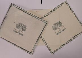 Housse de vêtement en tissu imprimé Pipal Tree |   Housse de robe en coton artisanale |   Rangement en tissu ethnique indien |   Organisateur de garde-robe de voyage - Product Image 2