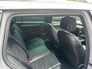 Volkswagen Passat 2.0 TDI EVO R-LINE 2022 Económico, Disponible con Volante a la Izquierda/Derecha - Product Image 6