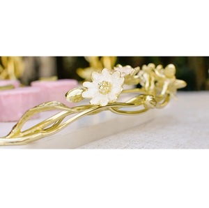 Plateau de service décoratif en marbre de luxe de qualité supérieure motif carré moderne stockage des aliments en métal plateau de mariage maison hôtel décor de noël - Product Image 2