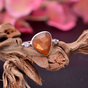 Regalo de Navidad Piedra solar natural 13x11mm Piedra preciosa ovalada Cz Set 925 Anillo de plata 3,42 Gms Hecho a mano 925 Anillos de dedo de plata esterlina - Product Image 4