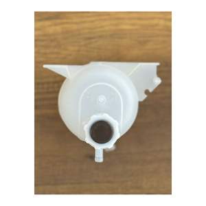 Réservoir d'expansion et de trop-plein à couvercle brun ancien modèle pour Renault Kangoo modèle 7701470460 Fabriqué en Turquie Sans garantie - Product Image 1