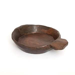 Plato artesanal de madera con silueta festoneada, ideal para interiores rústicos, bohemios y escandinavos, que añade carácter y equilibrio. - Product Image 2