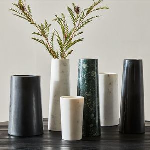 Jarrón de Flores de Mármol de Diseño Artesanal de Marca Privada para Decoración Floral que Agrega Encanto Artístico al Interior del Hogar - Product Image 3