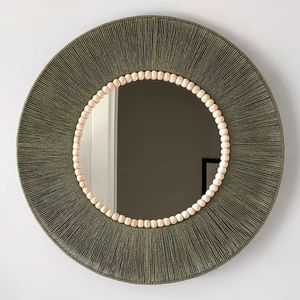 Miroir en résine de design luxueux avec cadre artistique, miroir mural moderne pour la décoration intérieure, fabriqué en Inde - Product Image 1