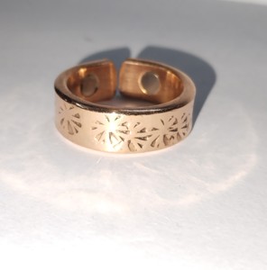 Bague en cuivre artisanale pour l'équilibre énergétique, bague en cuivre martelé de luxe pour la santé, bague en cuivre pur martelé - Product Image 4