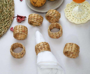 Anneaux de serviette en jacinthe d'eau tissés à la main Décor de table rustique écologique pour les mariages, les restaurants et les repas à la maison - Product Image 5