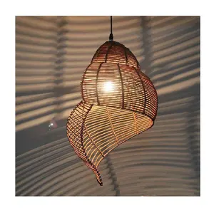 โคมไฟเพดานไม้ไผ่ทำด้วยมือสัมผัสธรรมชาติกับมุมใดๆหวายไม้ไผ่โคมไฟจี้แสง