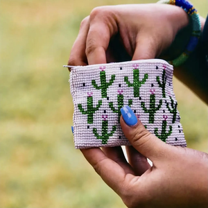 Monedero de Lujo con Cuentas Bordadas y Diseños Modernos, Elegante Monedero con Cuentas Bordadas y Opción de Logotipo - Product Image 2