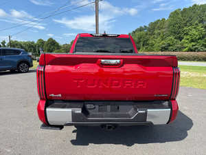 Nueva Toyota Tundra Limited HV 4x4 2025 Estándar, Camioneta de Cabina Doble 4 Puertas - Product Image 5