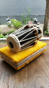 Instrument de musique à tambour en bois de qualité supérieure conçu pour un son de haute qualité pour les performances classiques et les célébrations musicales culturelles - Product Image 5