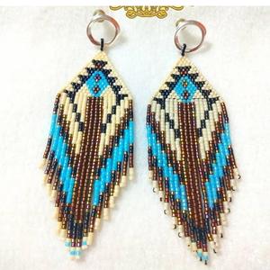 Pendientes de cuentas de semillas de cristal tejidas a mano con borla larga hilo delicado joyería de estilo bohemio para mujeres para aniversario de boda - Product Image 6