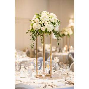 Grand bol de centre de table en métal pour les mariages et les événements idéal pour ajouter un accent luxueux aux longues tables à manger - Product Image 1
