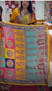 Saree en georgette lourde avec impression numérique all-over et travail en miroir Style traditionnel pièce de chemisier parfaitement assortie fête de mariage - Product Image 6