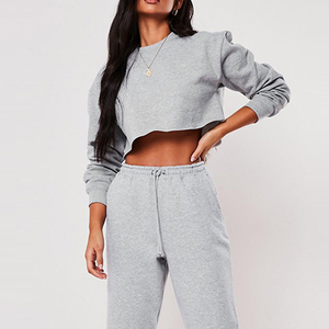 เสื้อครอปแบบมีฮู้ดของผู้หญิงเสื้อครอปไซส์ปกติของโรงงานเสื้อครอปสตรีให้ความอบอุ่นดีไซน์ใหม่สำหรับฤดูหนาว - Product Image 1