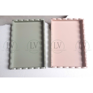 Plateau de service artisanal en laque festonnée, plateau rectangulaire en bois durable, parfait pour la table basse et l'affichage des décorations de vacances - Product Image 1