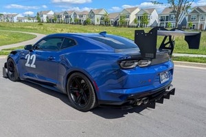 Chevrolet Camaro ZL1 1LE Coupé 2024 Usado, Cuero, Techo Panorámico, Enfoque en Carreras, AeroCut, PrecisionForged, GripDominant, Velocidad Potenciada - Product Image 6