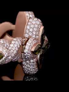 Iconic Lab Men's Green Lab Grown Brilliant Cut Diamond Infinity Link Design IGI Certified VVS Pulsera de plata esterlina Brazalete - Product Image 2