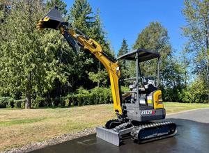 ENVÍO GRATUITO Excavadora Diésel CFG STE20R de 15 HP con Cuchilla Frontal de 39 a 49 Pulgadas, Cucharón de Excavación de 18 Pulgadas, Brazo Oscilante, EPA, CE, Sistema de Orugas de 2 Velocidades - Product Image 5