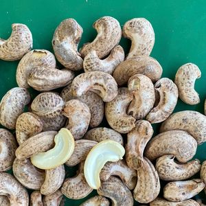 Fábrica directamente Santigo Factory Vietnam W240 A180 W320 1Kg Muestra de anacardos orgánicos con embalaje personalizado - Product Image 1