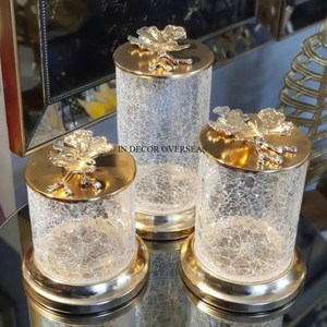 กระปุกเก็บอาหารแก้วใสลายแตกแบบใหม่ล่าสุด พร้อมฐานโลหะชุบทองและฝาปิดดีไซน์สวย - Product Image 1