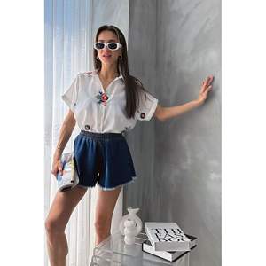 Blouses et chemises pour femmes en gros pour des tenues avant-gardistes - Product Image 5