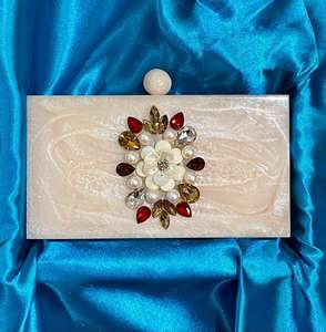 Pochette de type personnalisé en résine artisanale indienne pour femme - Product Image 5