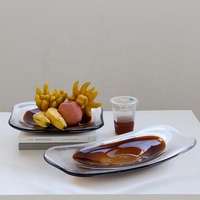 Plateau en verre soufflé à la main Bixuan Honey Amber Clear Thick Rim, bord ondulé, rectangulaire, pour fruits, décoration artistique moderne