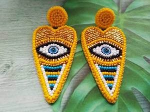 Boucles d'oreilles brodées de perles de rocaille faites à la main pour femmes bijoux de mode avec de nouveaux designs de perles comme pierre principale pour cadeau - Product Image 4