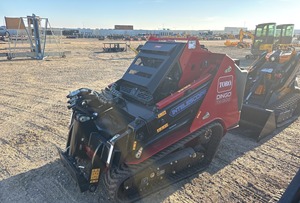 รถตักล้อยางขนาดเล็ก Toro TX1300 รุ่นดีเซล ขนาด 0.4 ตัน พร้อมแรงยกสูง เหมาะสำหรับงานก่อสร้างในฟาร์ม - Product Image 5
