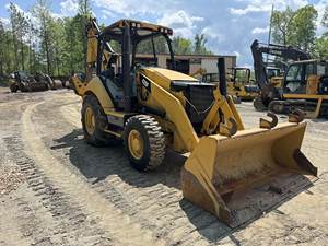 Chargeuse-pelleteuse d'occasion CAT 420F, composants principaux (pompe à engrenages, moteur, boîte de vitesses), haute efficacité, hydraulique Huade, garantie 3 ans - Product Image 4