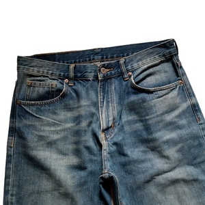 Jean en denim tissé bleu clair délavé vintage pour homme, coupe droite ample, taille mi-haute, style décontracté, vente en gros OEM, logo personnalisé, marque privée, collection printemps - Product Image 3