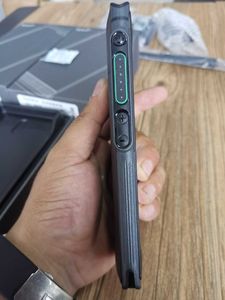 Цифровая рация HYTERA PNC550 с GPS и 4G, портативная, дальнего действия - Product Image 4