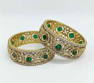 กำไลข้อมือและสร้อยข้อมือสไตล์อาหรับแบบดูไบ ประดับดาว ชุบทอง 24K สวยงาม ทันสมัย ไม่สามารถเปิดได้ สำหรับผู้หญิง - Product Image 5