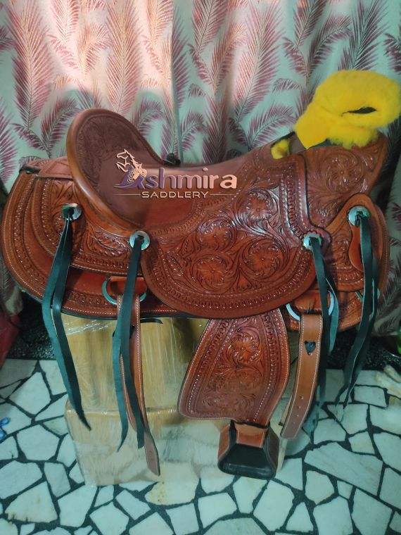 สีน้ำตาล