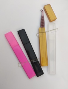 Emballage de tube en plastique personnalisé le plus vendu pour pince à épiler à cils mallette de rangement de pince à épiler légère avec logo personnalisé - Product Image 5