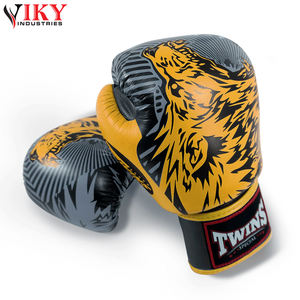 OEM concevoir votre propre bonne vente 2025 fait à la main en cuir PU Durable nouveauté produit gants de boxe de combat - Product Image 4